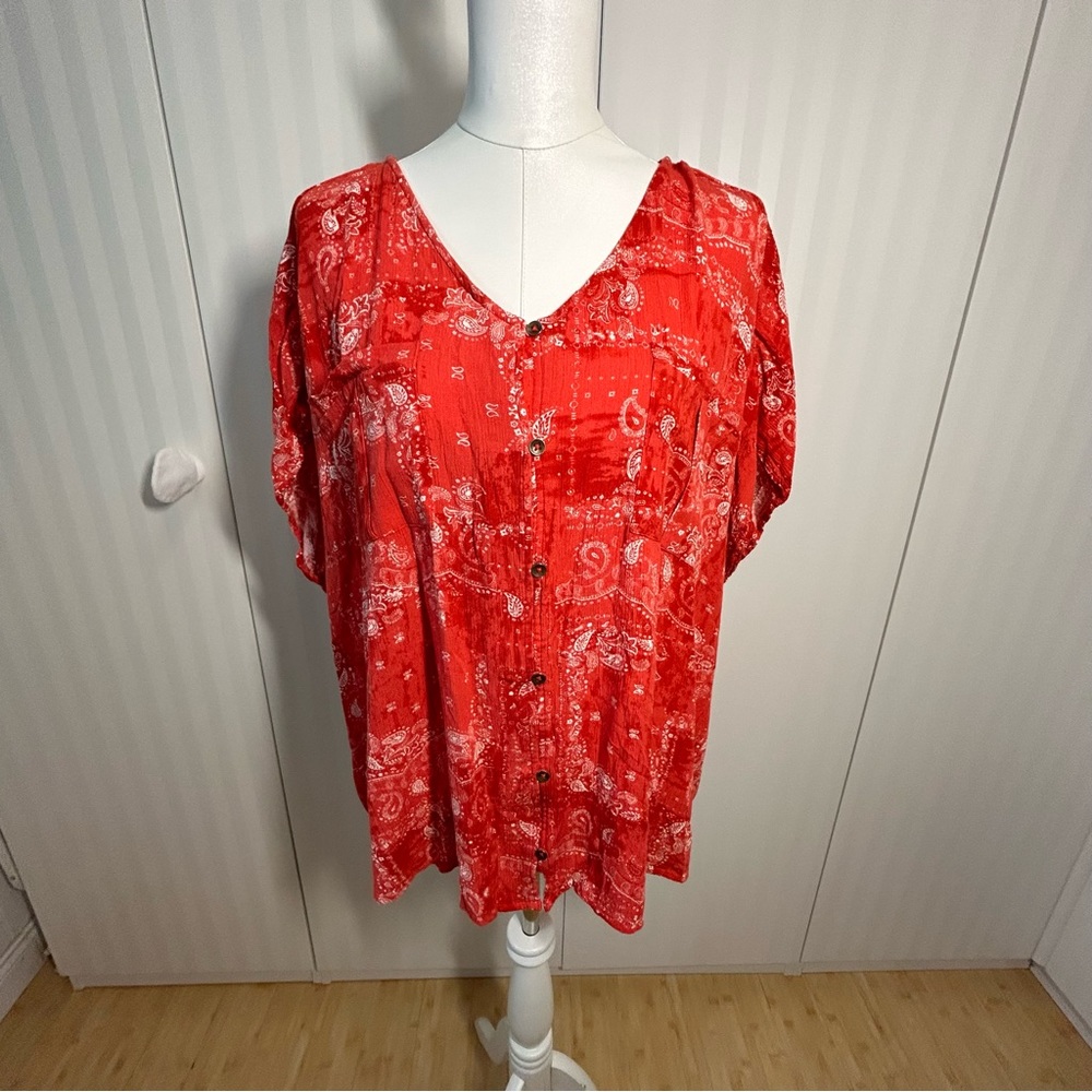 Maurices red paisley country button neck blouse Size 3X